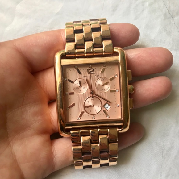 Michael Kors Accessories - Rose gold Michael Kors watch